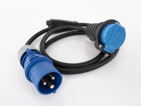 Câble adaptateur CEE Suisse (prise CEE et couplage CH) avec fusible 10A Câble adaptateur CEE Suisse (prise CEE et couplage CH) avec fusible 10A