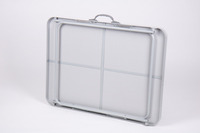 Vorschau: Kompakte Tische - Für 2-4 Personen Vorschau: Kompakte Tische - Für 2-4 Personen