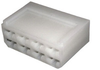 Car plug-in housing per linguetta piatta fino a 6,3 mm 8 volte Car plug-in housing per linguetta piatta fino a 6,3 mm 8 volte