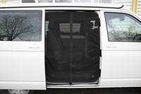 Hyttysverkko magneettikiinnityksellä Ford V710 Custom / Tourneo alkaen 2023 - Liukuovi Hyttysverkko magneettikiinnityksellä Ford V710 Custom / Tourneo alkaen 2023 - Liukuovi