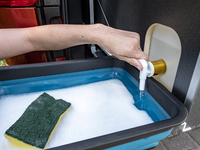 : REIMO CampingBox M VW : REIMO CampingBox M VW Caddylle vuodesta 2003 ja muille minileirille ja tila -autoille