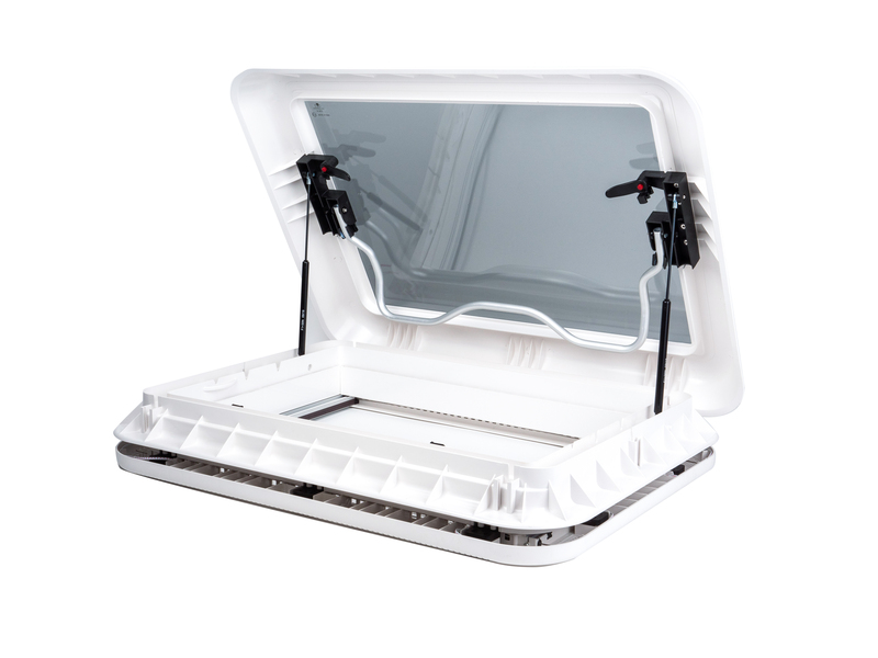 <p>Dachhaube 700x500 mm mit Zwangsbelüftung + LED's</p>