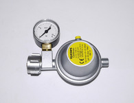 Gasregler 8 mm mit Manometer, Gasflasche