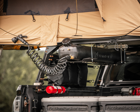 Waterport 8.0, 30L schwarz, manuelle Pumpe,mit Düse,lebensmittelecht