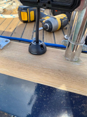 Scanstrut Dachdurchführung Kunststoff 2-8 m - Horizontal - Schwarz