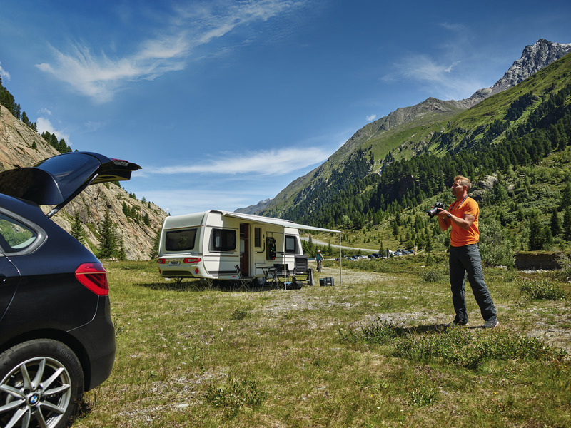 Thule Omnistor 2000 Wandmarkise, Alaska Grau, Gehäusefarbe weiß, 260cm