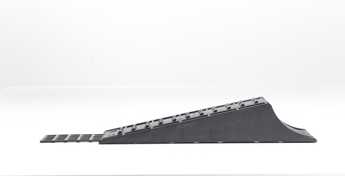 Drive-on aid for compensating wedges Standard