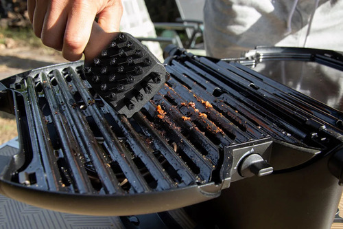 Cleaning kit - 2-piece set with grill brush and cloth