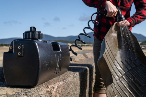 Waterport 4.0, 15L schwarz, manuelle Pumpe,mit Düse,lebensmittelecht