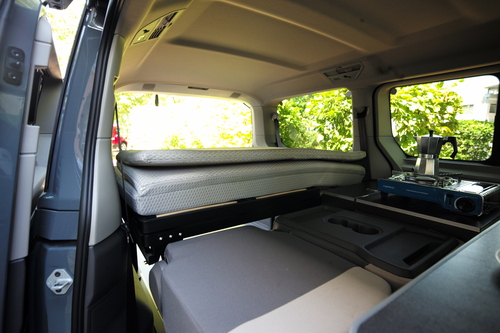 VW Multivan komfortseng - sengesystem med lamelramme og madras