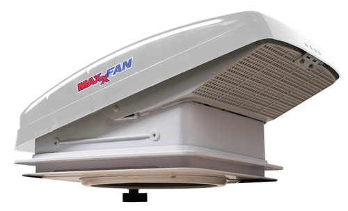 MaxxFan Deluxe Compact