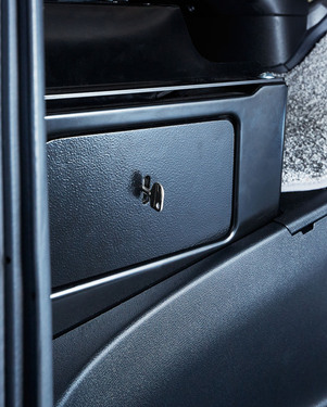 Base de asiento Mobil-Safe segura para MB Sprinter a partir del año de modelo 2019 Base de asiento Mobil-Safe .