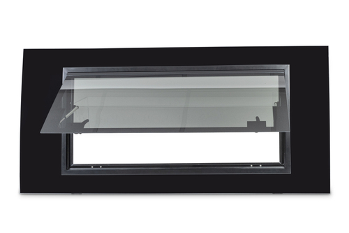 HÆNGSLEDE VINDUER AF SIKKERHEDSGLAS TIL AUTOCAMPERE OG MAXIVANS