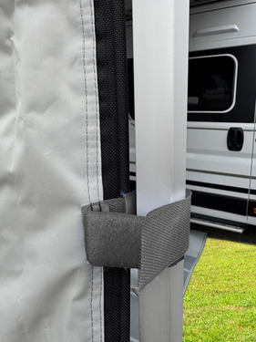 Girona - Wind-/Rainblocker - Seitenpanel, für Markisen-Auszug 250 cm, Befestigung mit Spannstangen