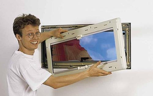 S4 outwards opening window 900 x 600 mm