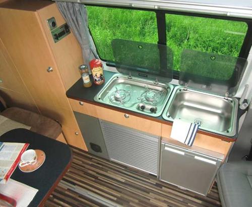 Møbelrække TrioStyle for VW T5/6 lang akselafstand, færdigdel uden teknik