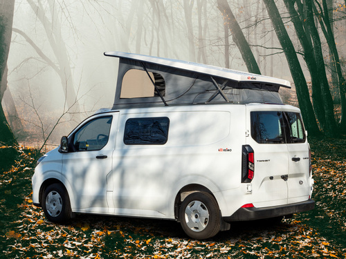 Ford Custom V710 L1 alvótető - Magas front - Nyitott égboltozat - Formázott tetőkárpit - Fehér - LED-ekkel