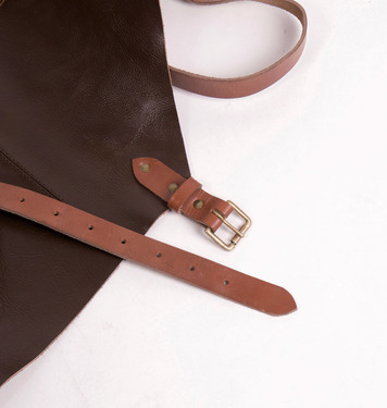 HOLIDAY TRAVEL Grillschürze, braun, Leder