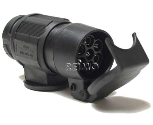 Kurzad.13-Steck 7pol Dose