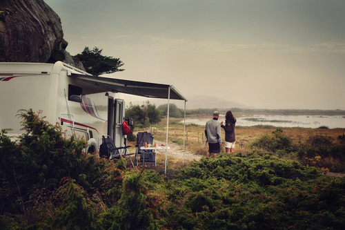 Dometic Wandmarkise Perfect Wall 1500, Gehäuse: weiß Farbe: Horizon Grey