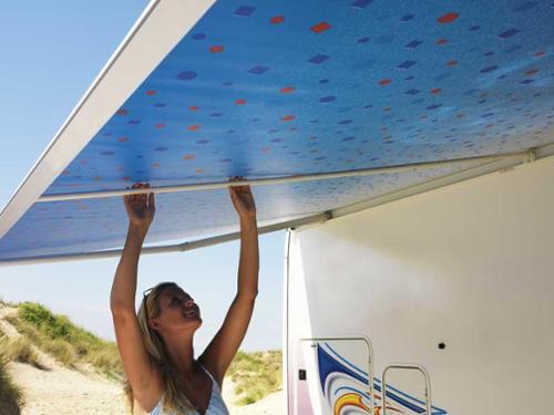 Prostor 600- 5,5m Silber / Blue Waves