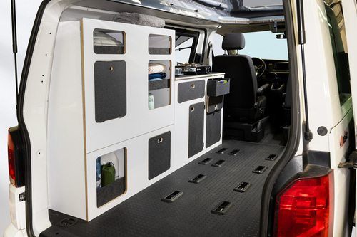 Flatpack-Möbelzeile für VW T5 / T6 / T6.1 kurzer Radstand - Weiß - Basalt