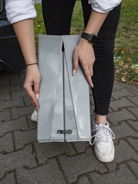 Plastikrampe til hunden Emma