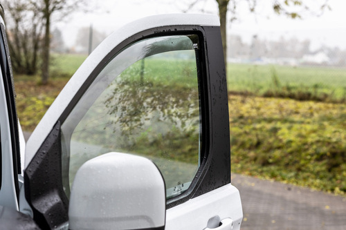 Regen/Windabweis FordV710