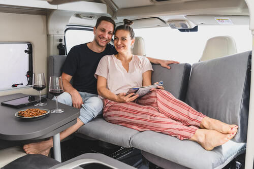 Zusatz Sofa/Bank für Fahrerhaus