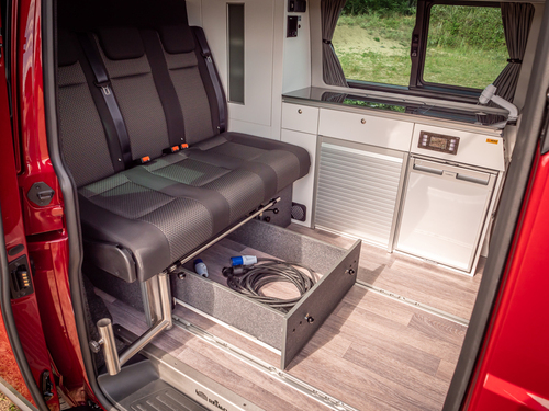 Furniture line TrioStyle for VW T6/5 short wheelbase finished without technical