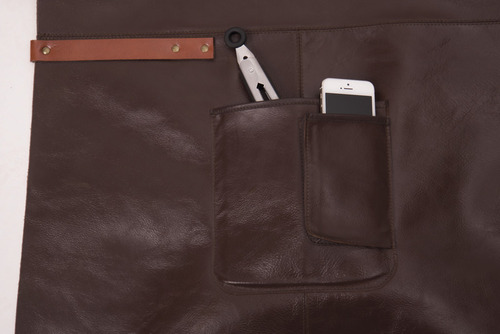 HOLIDAY TRAVEL Grillschürze, braun, Leder