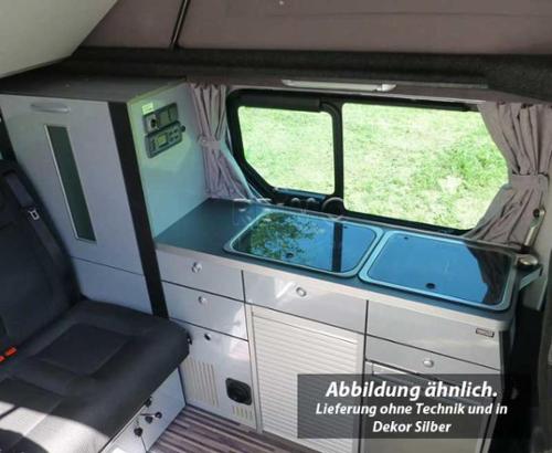 Ligne de meubles TrioStyle pièce finie pré-assemblée sans technologie, empattement court