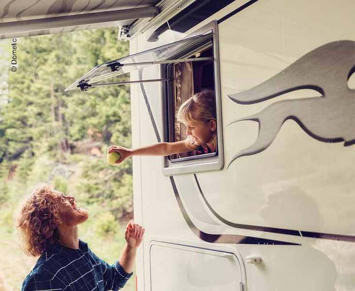 S4 outwards opening window 550 x 600 mm