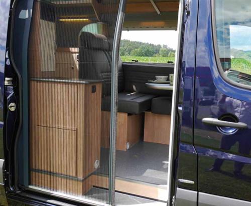 Flyskærmdør 1960x1360mm, MB Sprinterab 2006, høj version