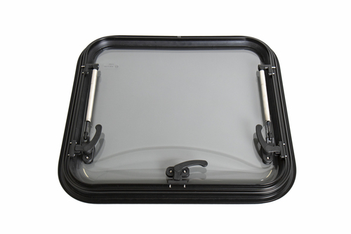 Carbest Comfort akrüülist hingedega aknad -