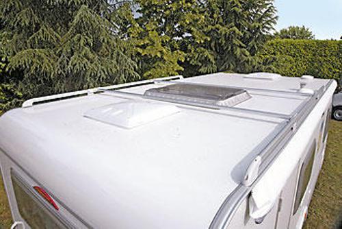 Tagstænger til campingvogne + campingvogne