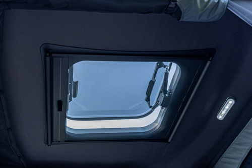 Autohome 4.0 - Rooftop tent with panoramic view (Medium)