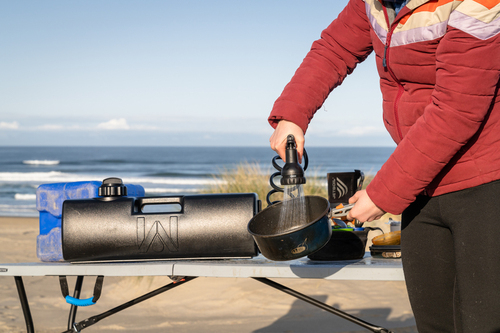 Waterport 4.0, 15L schwarz, manuelle Pumpe,mit Düse,lebensmittelecht