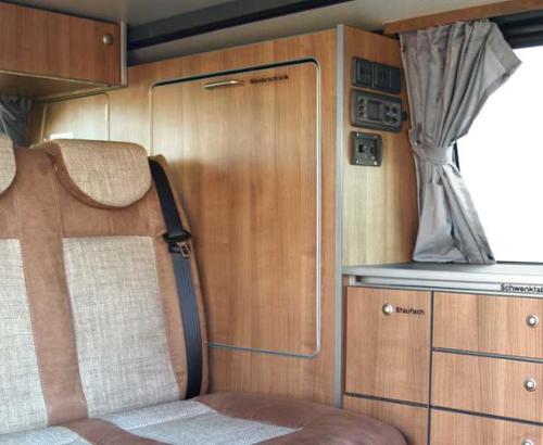 Kleider- und Wäscheschrank für Ausbau TravelStyle T6/T5 kurzer Radstand