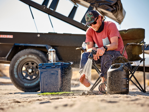 Waterport 2.0, 7,5L schwarz, manuelle Pumpe,mit Düse,lebensmittelecht